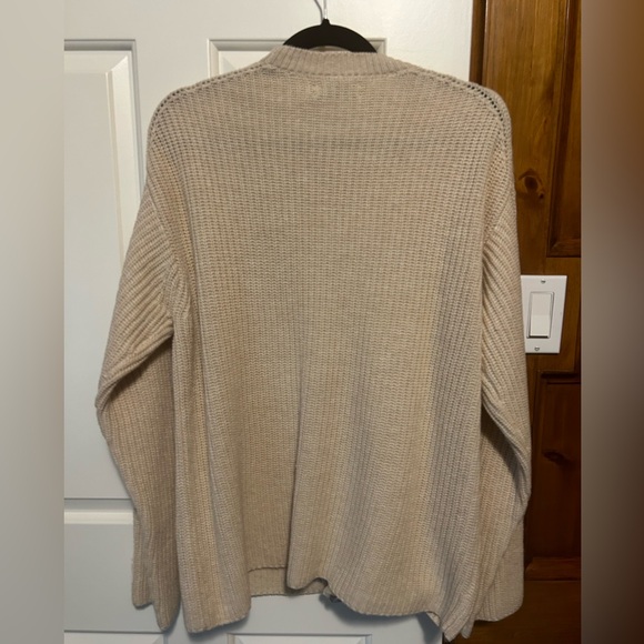 Calvin Klein lightweight knit - Picture 2 of 6